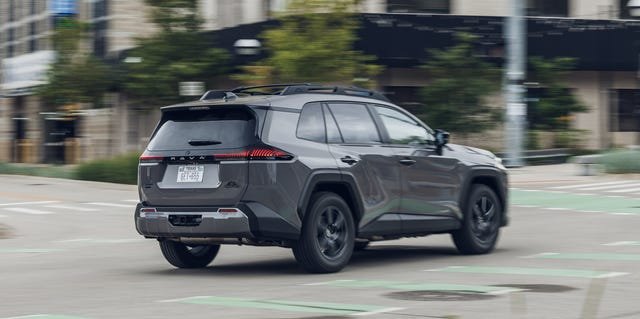 2026 Toyota RAV4 Woodland PHEV: Spoj avanture i inovacije