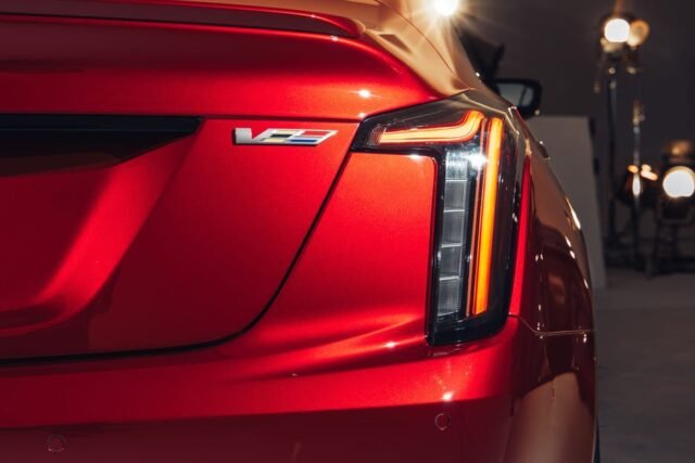 Cadillac CT5-V Blackwing se vraća: Moćni sedan dobija drugu generaciju