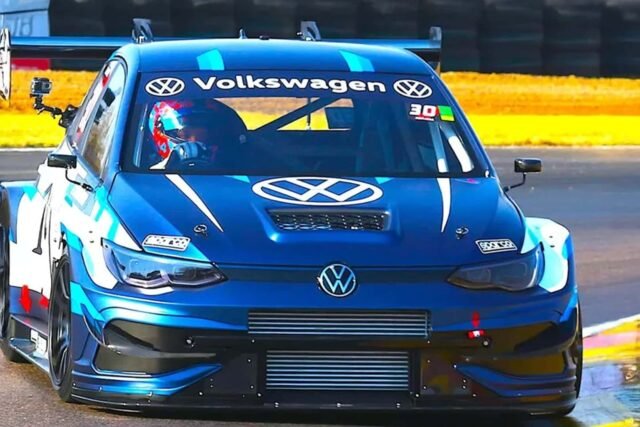 Volkswagen Mega Golf: 1.000 Konjskih Snaga, Ali Bez Uspeha na Takmičenju
