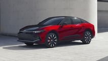 Toyota Crown 2027: Novi hibridni sistem i blage promene dizajna
