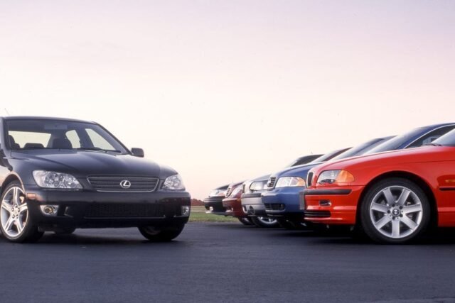 Poređenje sportskih sedana iz 2001. godine: Audi, BMW, Lexus, Mercedes, Saab i Volvo