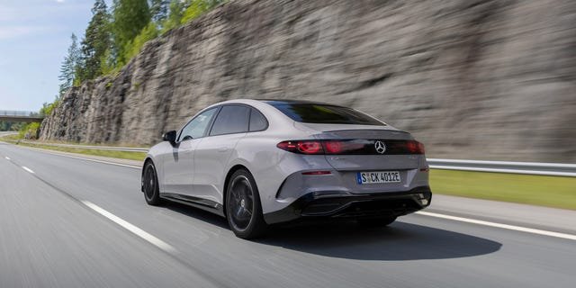 Upoznajte 2027. Mercedes-Benz C-Class EV: Novi standard u električnoj mobilnosti