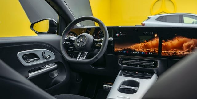 Upoznajte se sa novim Mercedes-Benz GLA-Class EV modelom za 2028. godinu