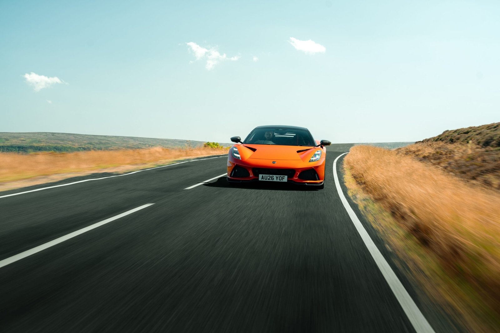 Detaljan Pregled Eksterijera 2027. Lotus Emira 420 Sport