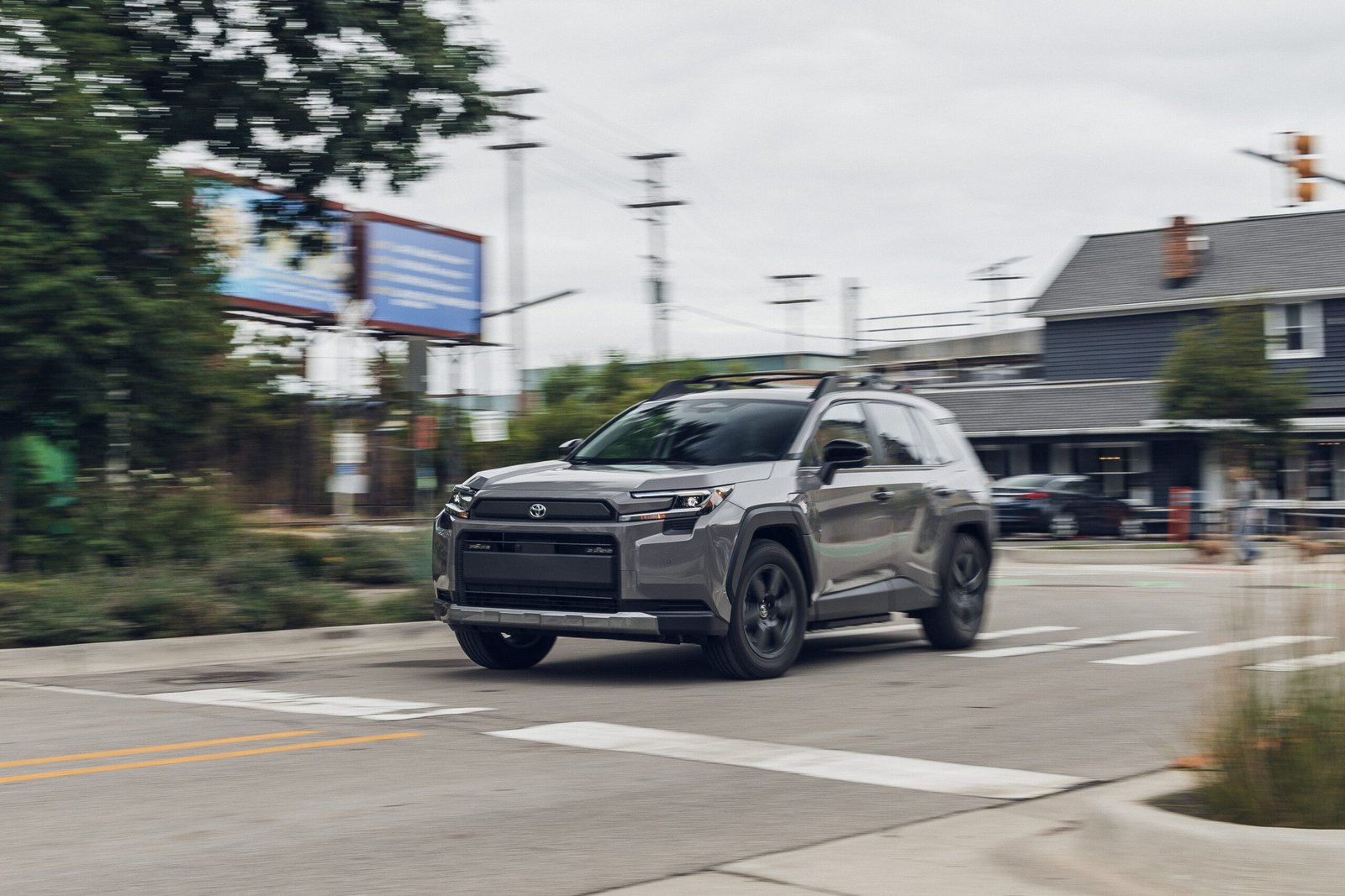 2026 Toyota RAV4 Woodland PHEV: Spoj avanture i inovacije