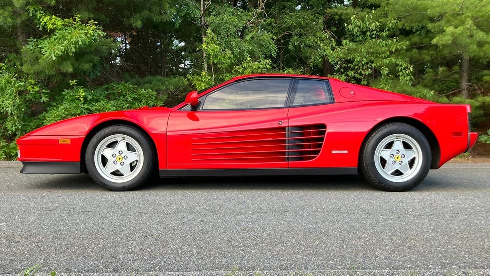 Kako održavati Ferrari Testarossa iz 1990. godine kao trenutni vlasnik?