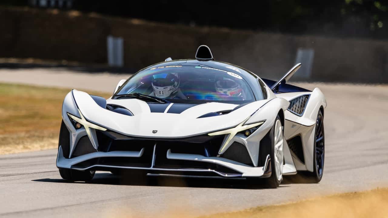 Apollo se vraća: Nova generacija hiperautomobila Evo na horizontu