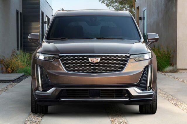 Cadillac vraća XT5 i XT6: Gasni SUV modeli se ponovo vraćaju na tržište