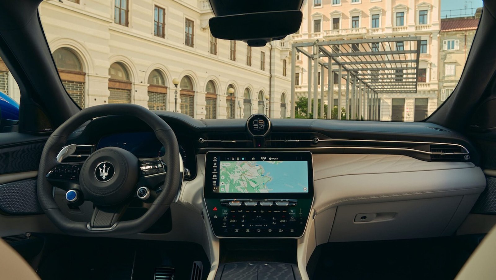 Unutrašnjost 2027 Maserati Grecale Modena: Kombinacija luksuza i tehnologije