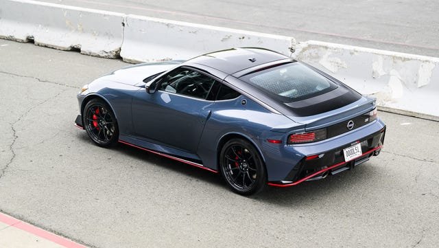 Novi Nissan Z NISMO sa ručnim menjačem: Da li je cena od 68,505 dolara opravdana?