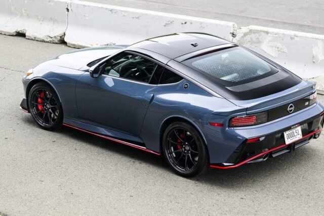 Novi Nissan Z NISMO sa ručnim menjačem: Da li je cena od 68,505 dolara opravdana?
