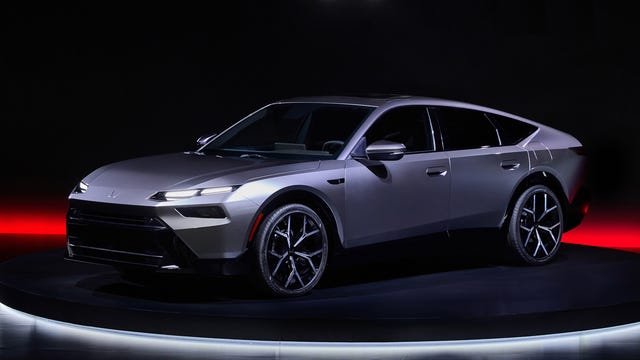 Honda razmatra proizvodnju podignutog SUV-a na bazi Accorda