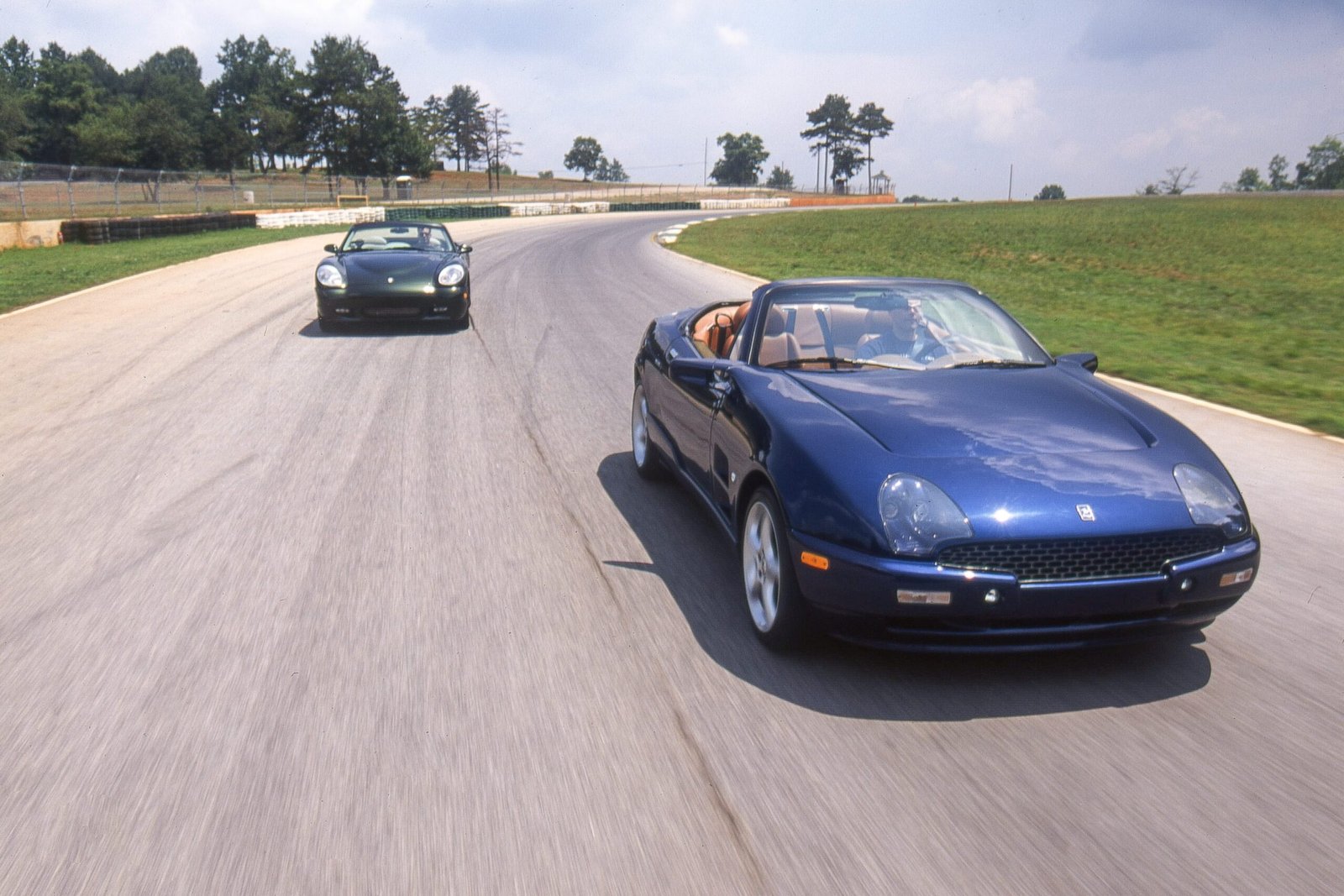 Otkrijte čari 2001. Qvale Mangusta: Automobil koji se ističe