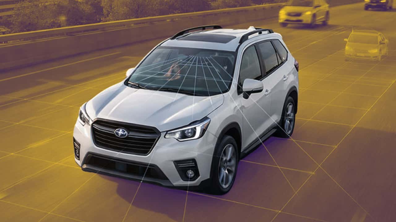 Zašto svaki novi automobil ima toliko kamera?