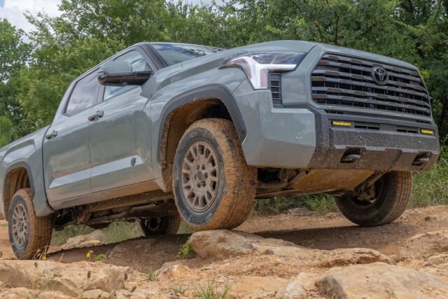 Novi Toyota Tundra Trailhunter 2027: Eksterijerski Detalji i Inovacije