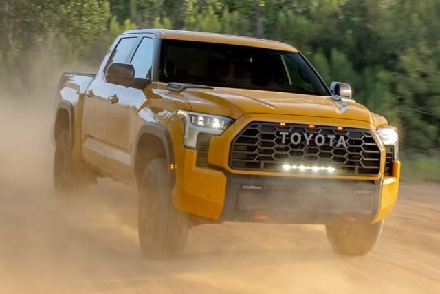 Prvi pogledi na 2027. Toyota Tundra Hybrid TRD Pro