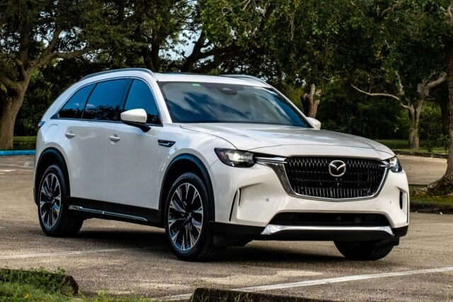 Mazda se suočava sa opadanjem prodaje svojih velikih SUV modela