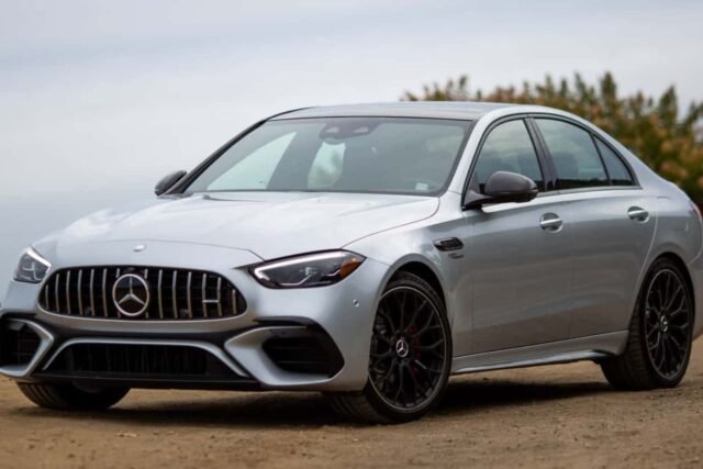 Mercedes nastavlja sa V8 motorima, ali nova C63 možda neće biti dostupna