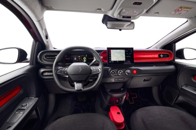 Renault ostaje veran fizičkim dugmićima: Tradicija koja se isplati