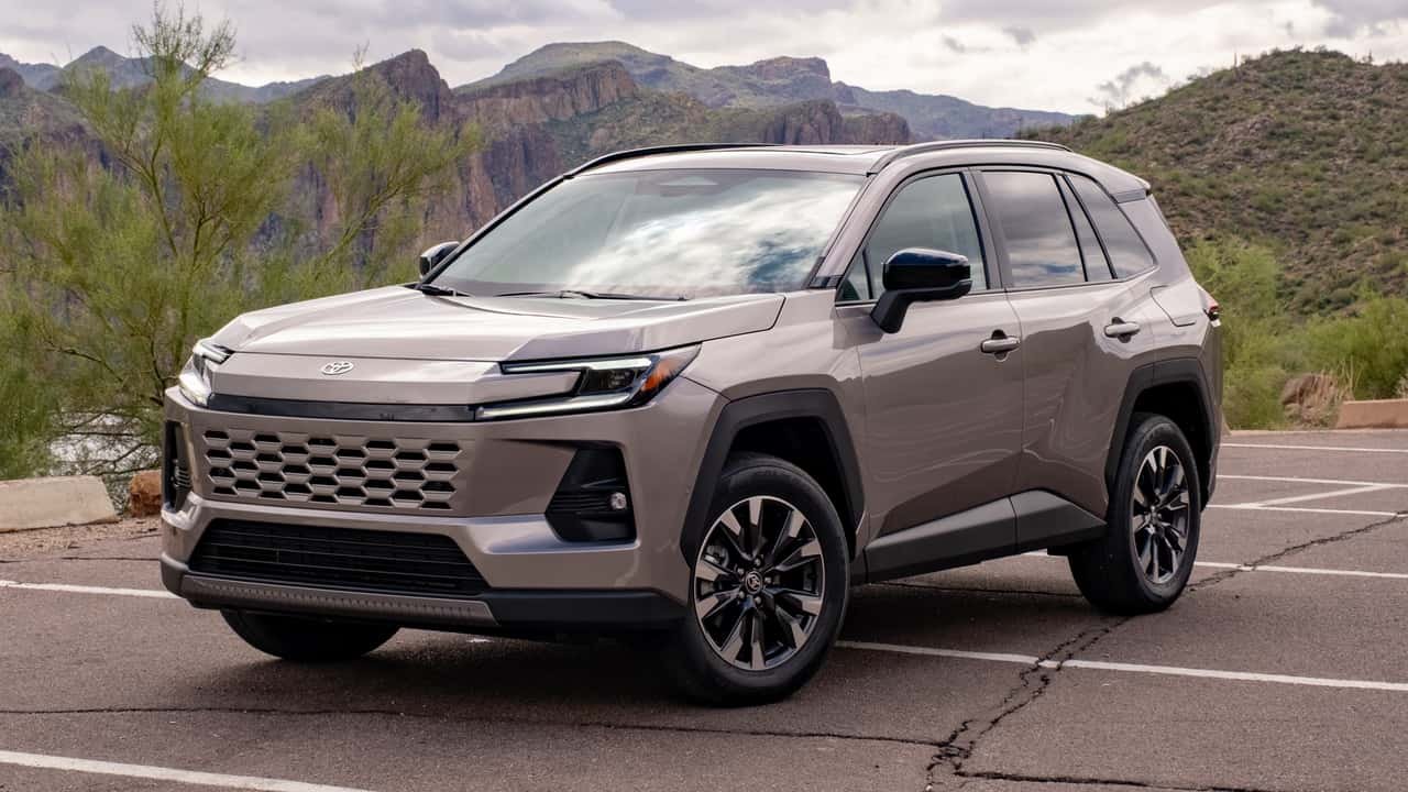 Hibridni SUV modeli nadmašuju električne u 2026. godini