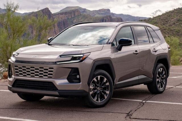 Hibridni SUV modeli nadmašuju električne u 2026. godini
