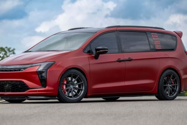 Chrysler Pacifica: Dva Koncepta Minivana Koje Nećete Prepoznati