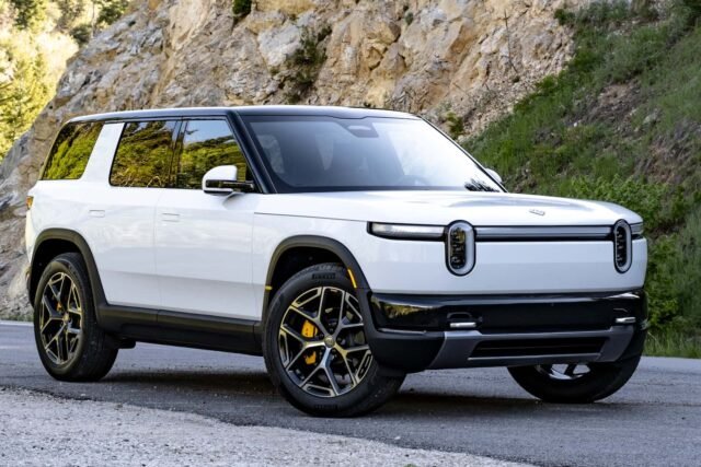 Uber i Rivian: Investicija od 1.25 milijardi dolara za robotaxi uslugu