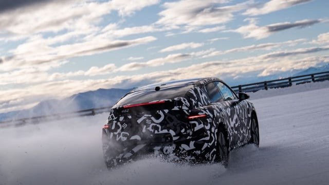Lucid predstavlja novi Cosmos SUV, a sportskija verzija Gravity dolazi uskoro