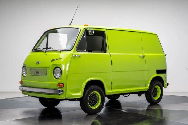 Retko viđeni Subaru Sambar 360: Mini van koji se ističe iz gomile