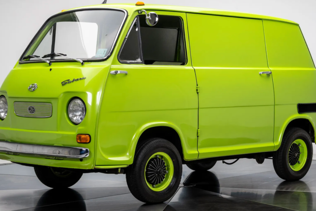 Retko viđeni Subaru Sambar 360: Mini van koji se ističe iz gomile