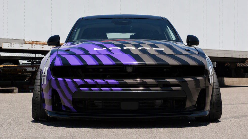 Dodge Charger sa 750 konjskih snaga: Specijalna drift verzija na Roadkill Nights