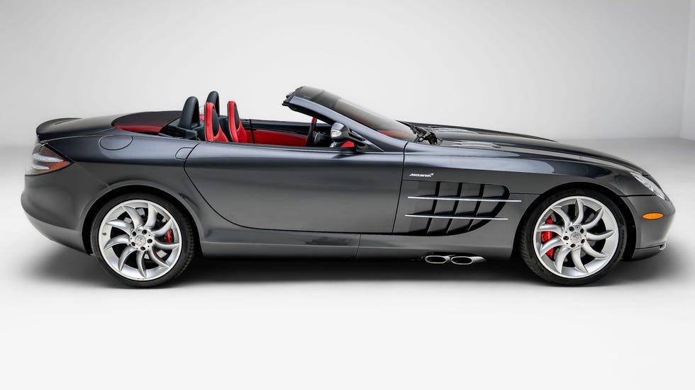 Mercedes-Benz SLR McLaren Roadster: Simbioza Moći i Luksuza