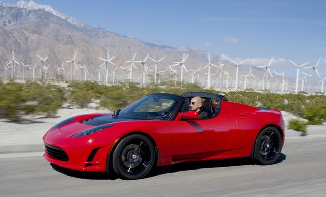 Dvanaest godina kasnije: Kako je vožnja Tesla Roadster-a promenila moj pogled na električne automobile