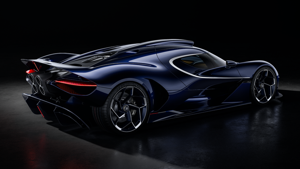 Bugatti Destrier: Luksuzna Interpretacija Bolide sa 1578 Konjskih Snaga