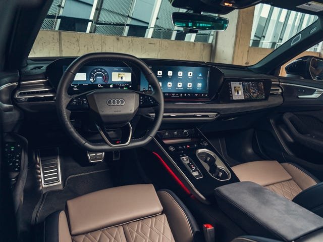 Unutrašnjost 2026. Audi A6 Quattro: Luksuz i Tehnologija u Savršenom Spoju