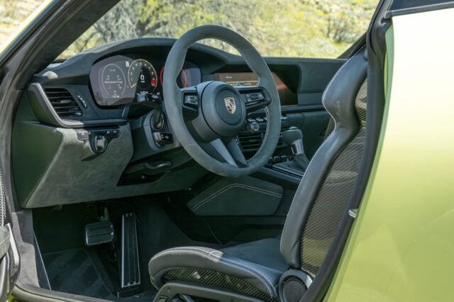 Pogledajte unutrašnjost novog Porsche 911 GT3 iz 2026. godine