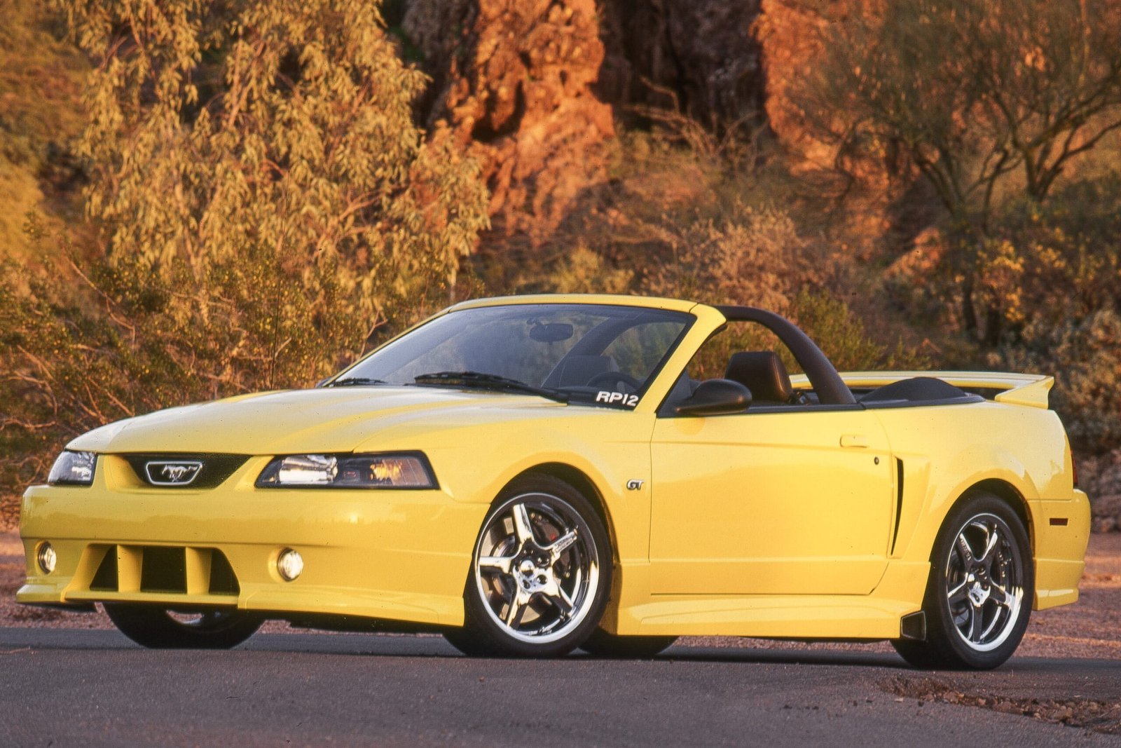 Roush Stage 3 Mustang iz 2001. godine: Klasična snaga u modernom ruhu