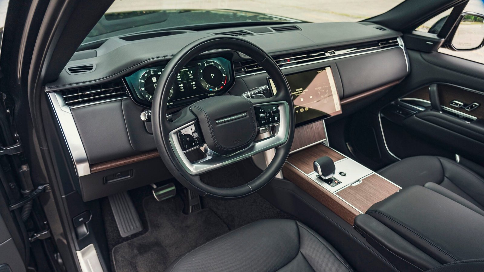 Unikatni Enterijer 2026. Land Rover Range Rovera: Prvi Pogled