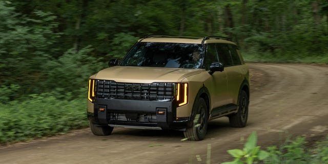 Upoznajte 2027. Kia Telluride X-Pro: Savršen spoj stila i funkcionalnosti