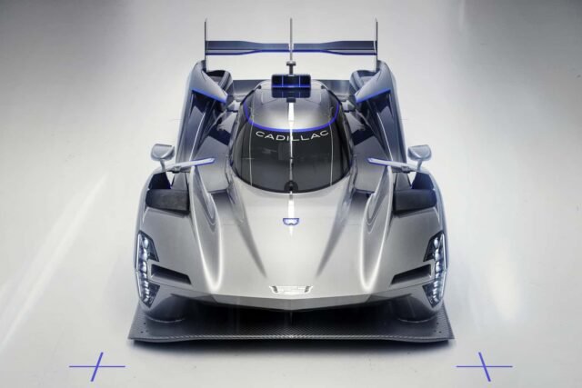Cadillac razmatra proizvodnju V-One koncept trkačkog automobila za kupce