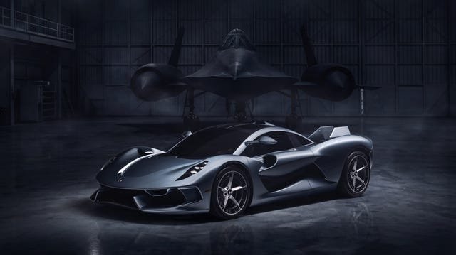 Hennessey Blackbird: Superautomobil sa Manualnim Menjačem i Prirodno Usisanim V-8