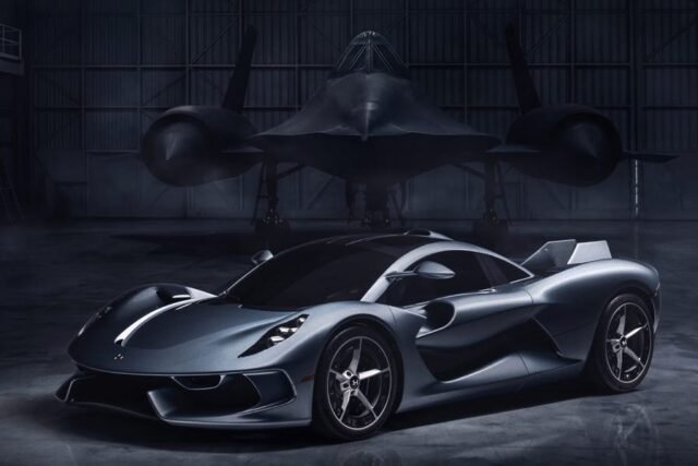 Hennessey Blackbird: Superautomobil sa Manualnim Menjačem i Prirodno Usisanim V-8