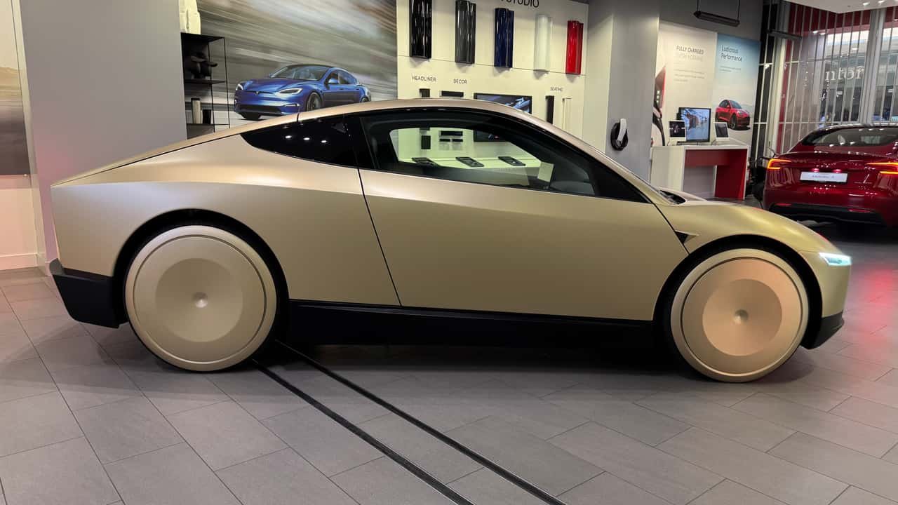 Tesla Cybercab bez volana stiže u Austin 3. septembra 2026.