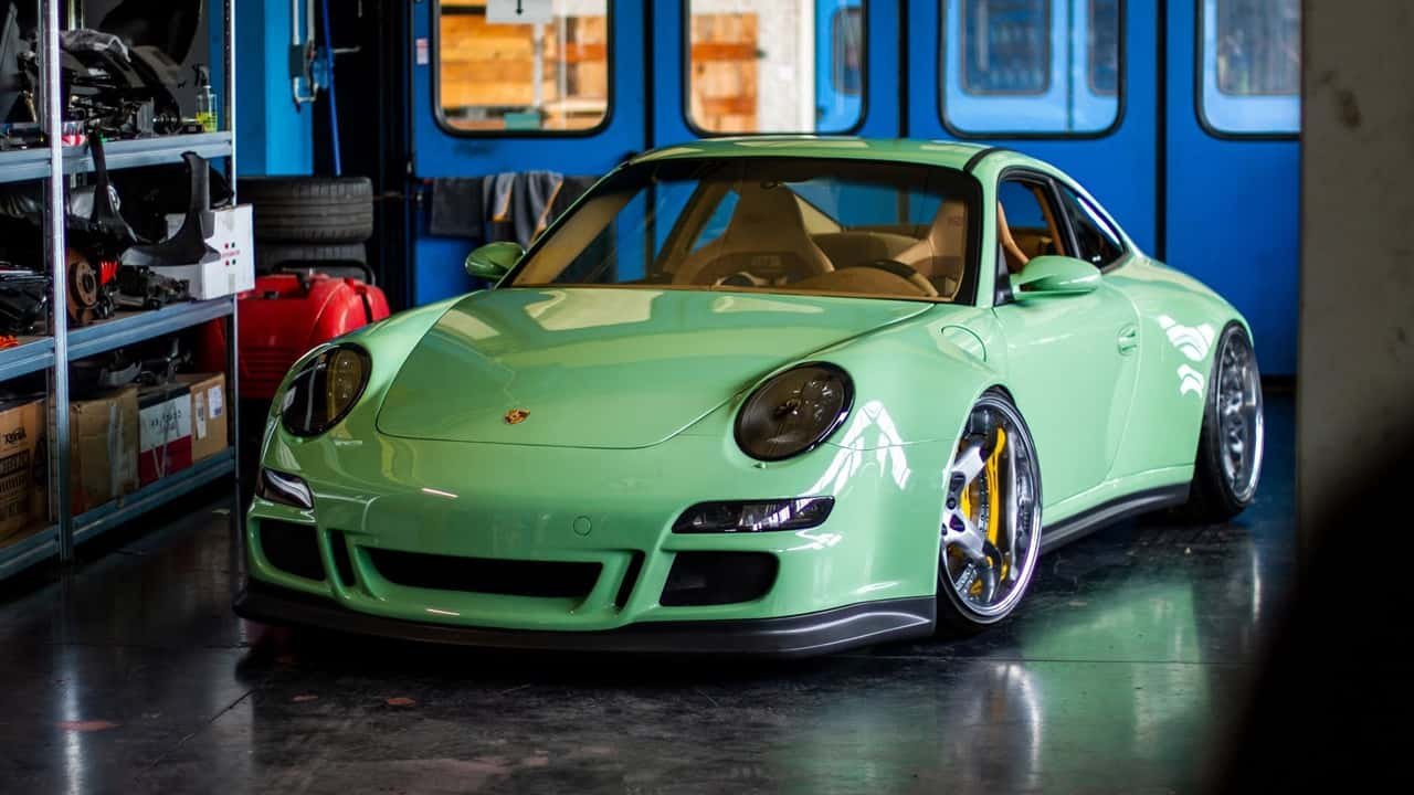 Indecent 009: Ekstremni Italijanski Pristup Porscheu 911