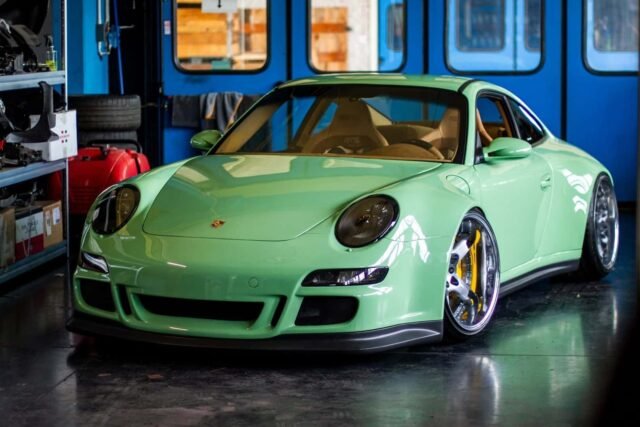Indecent 009: Ekstremni Italijanski Pristup Porscheu 911