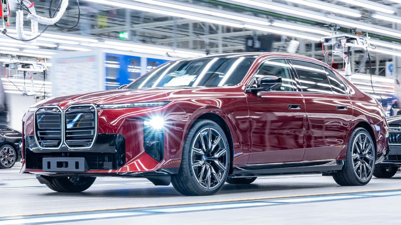 BMW najavljuje smanjenje broja radnika: 8,000 pozicija će biti ukinuto