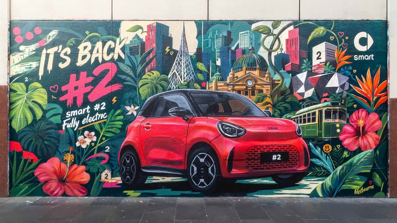 Smart #2: Novi električni dvosedežnik otkriven kroz muralne umetnosti