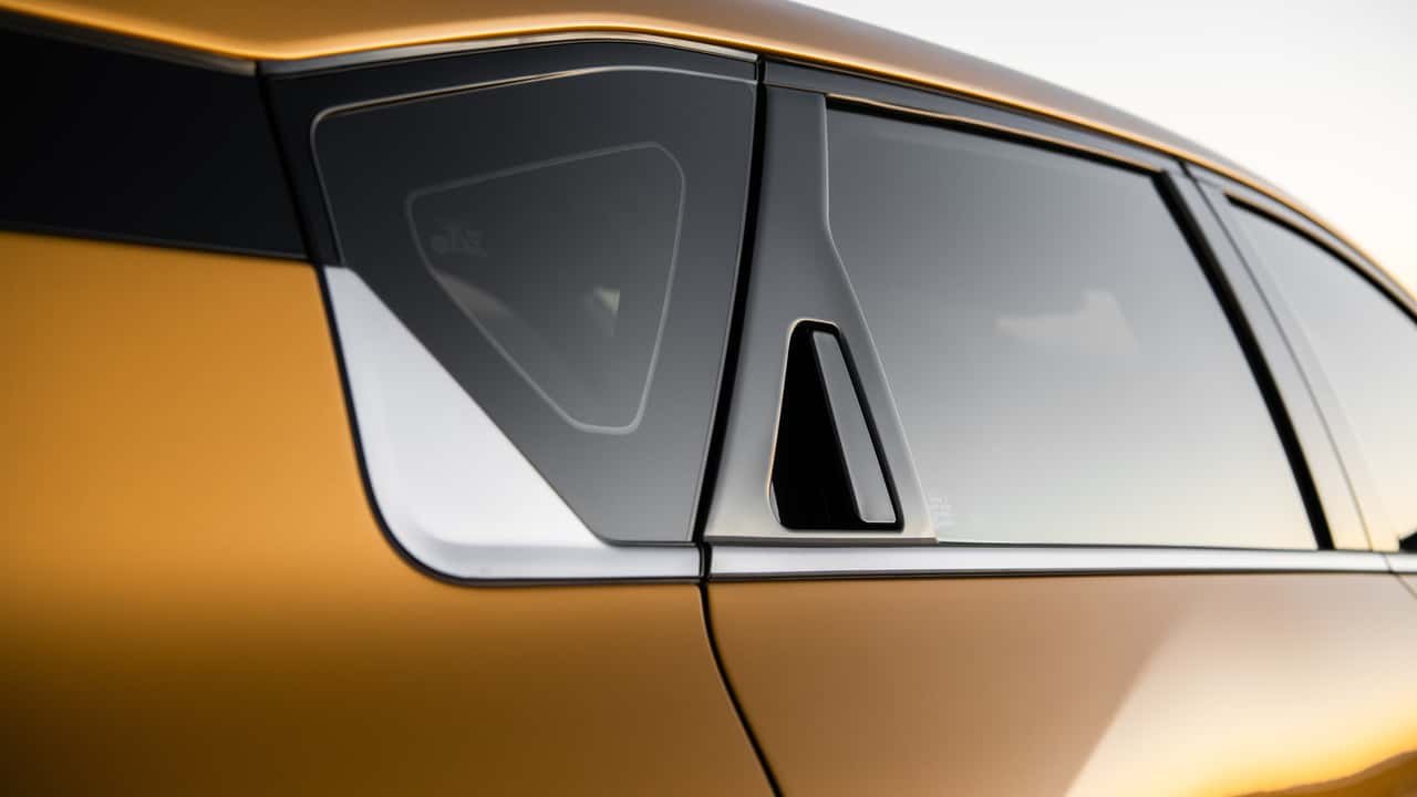 Zašto Neki Automobili Imaju 'Skrivene' Ručice za Vrata
