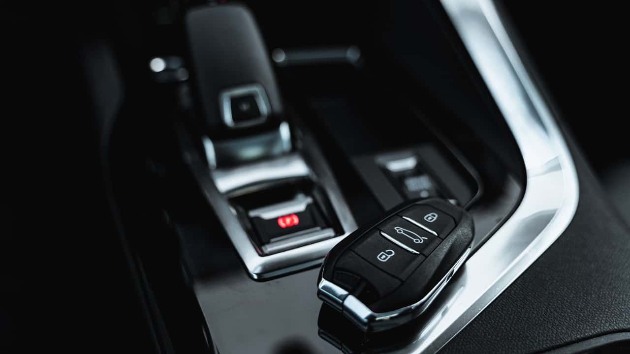 Skriveni Mehanički Ključ Vašeg Automobila: Zašto Je Tu?