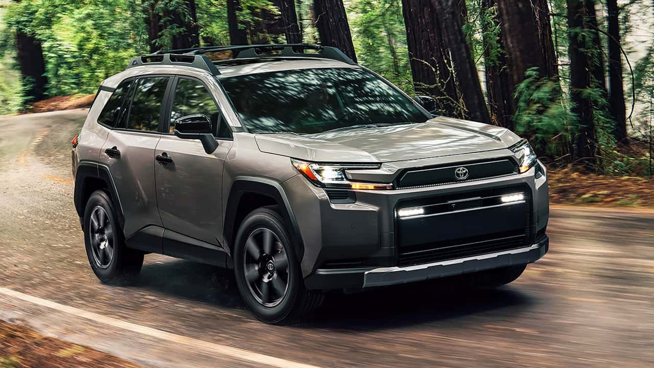Toyota RAV4 Hybrid dobija nove off-road režime vožnje